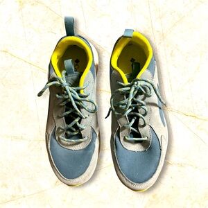 Columbia Men’s Horizon Lane Waterproof Shoes Steel/Voltage PreLoved Sz 8.5